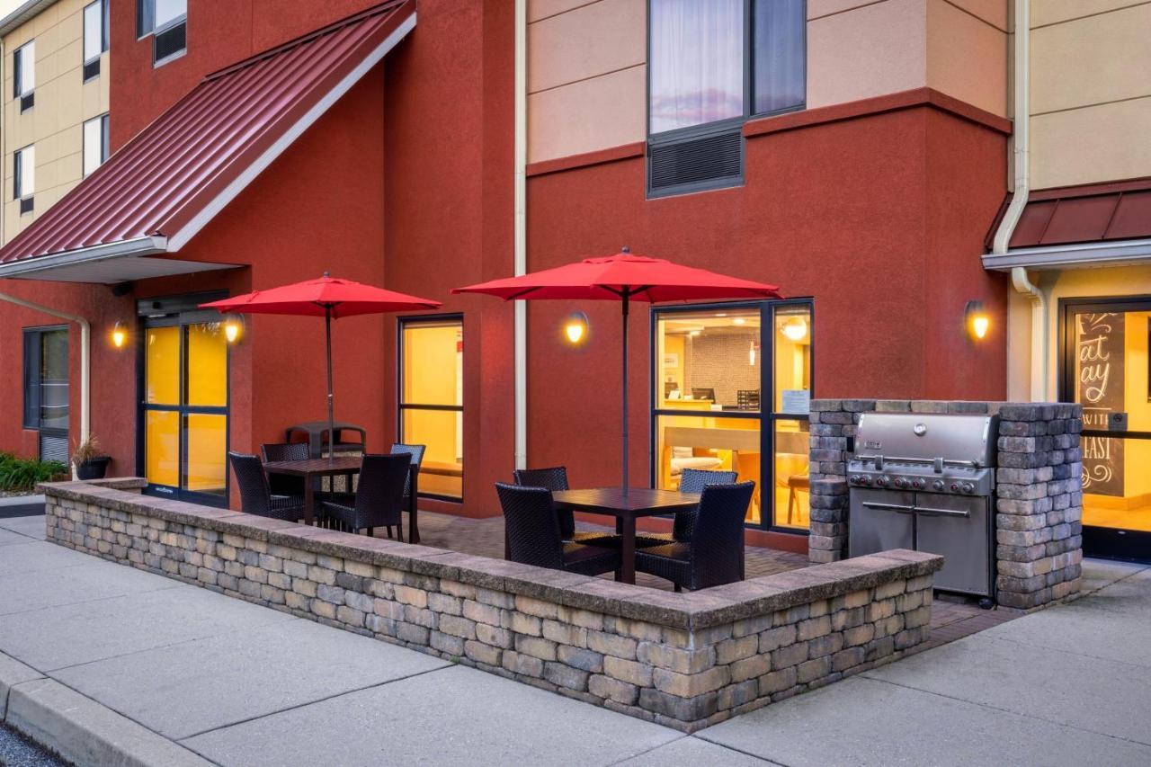 Towneplace Suites By Marriott York Exterior foto